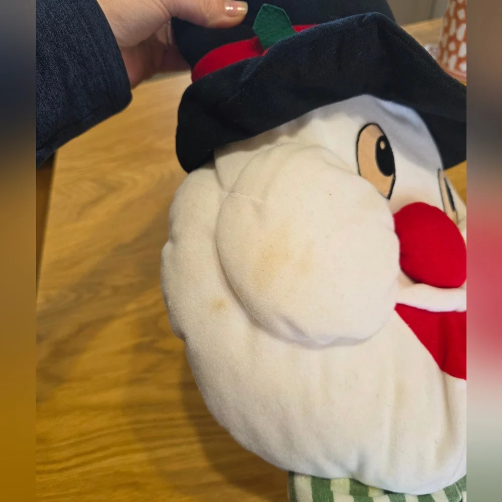1990s Vintage Santa And Frosty Pillows